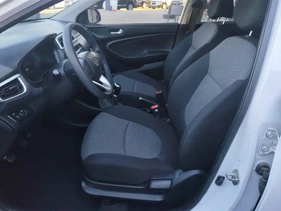 Hyundai Verna 2019 — фото 9