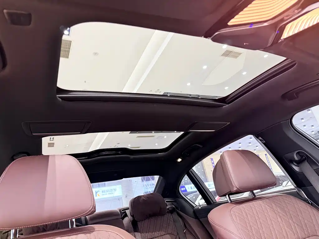 BMW 7 Series 2019 — фото 18