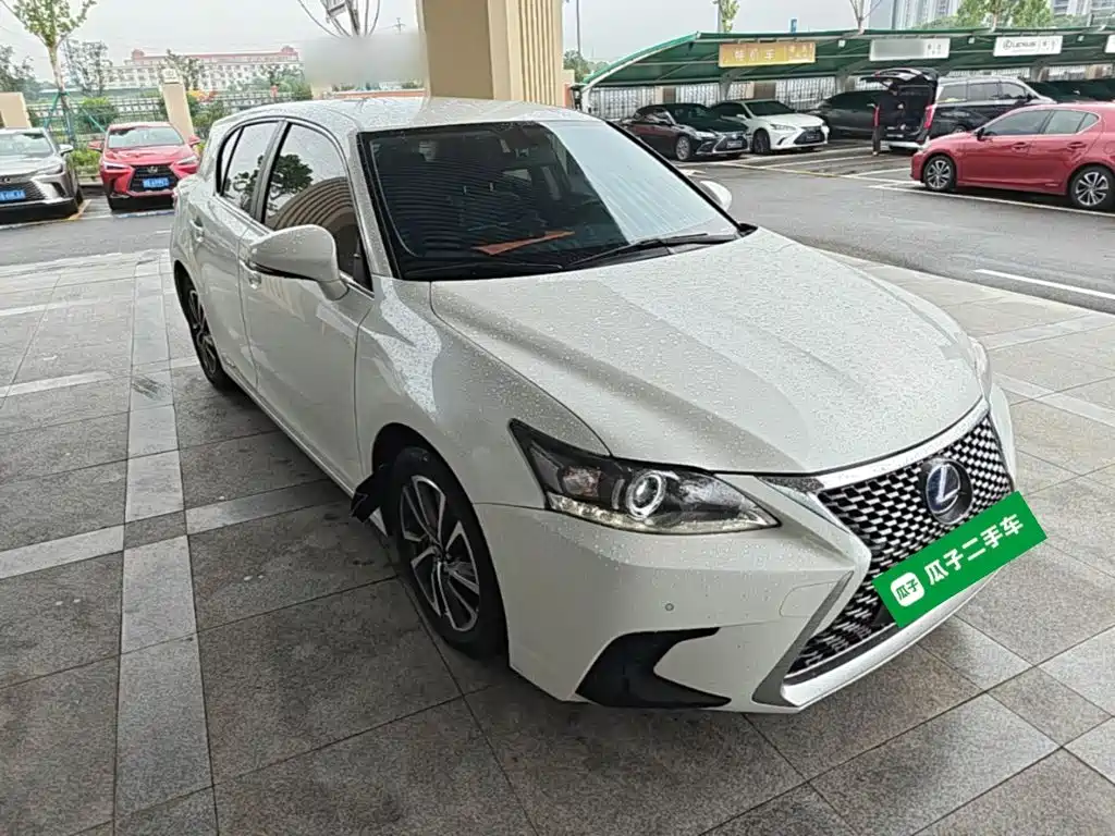 Lexus CT 2020 — фото 4