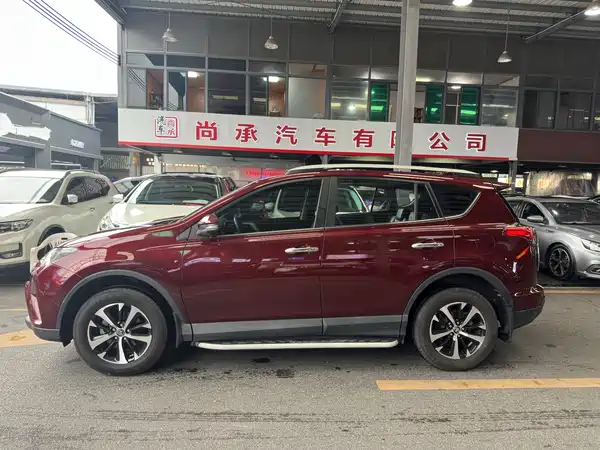 Toyota RAV4 2016