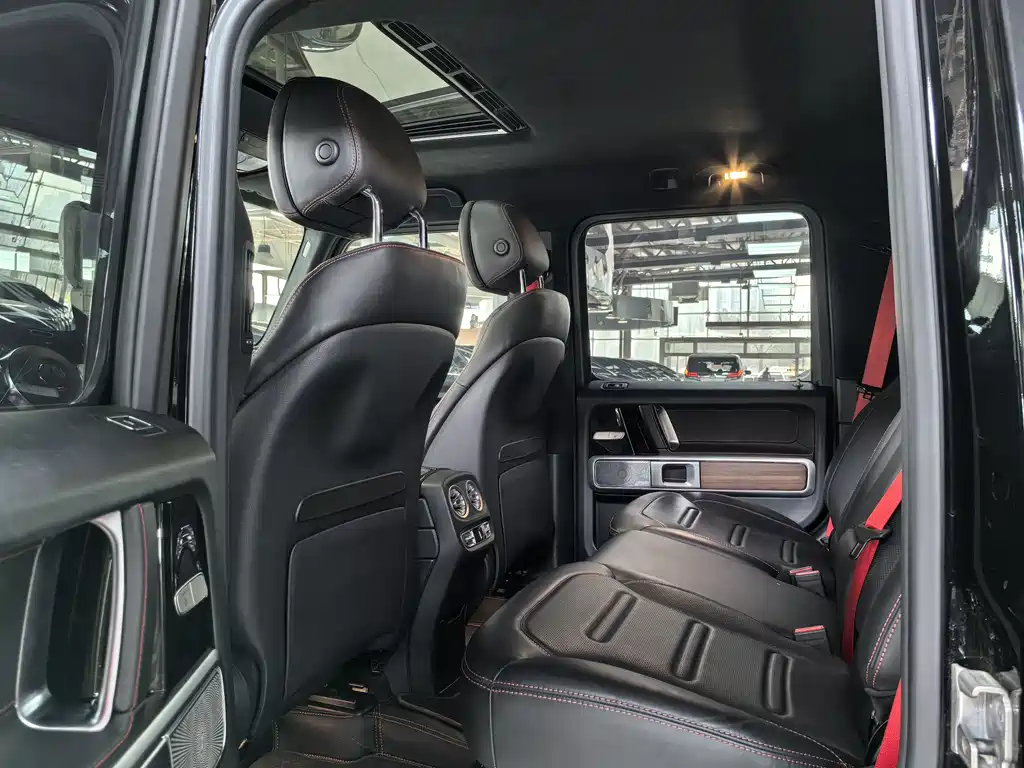Mercedes-Benz G-Class 2019 — фото 19