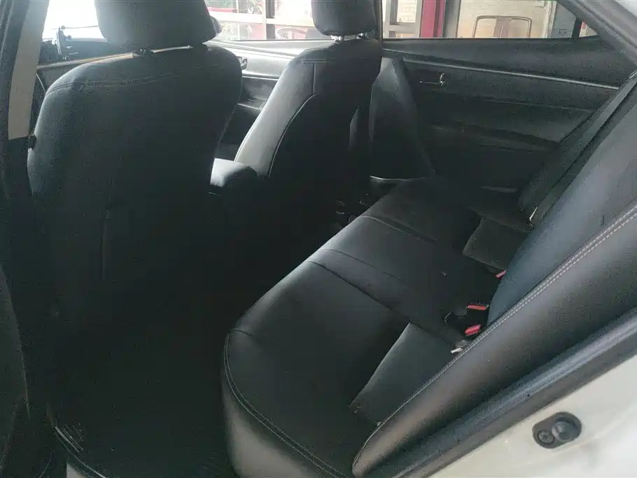 Toyota Levin 2017 — фото 11