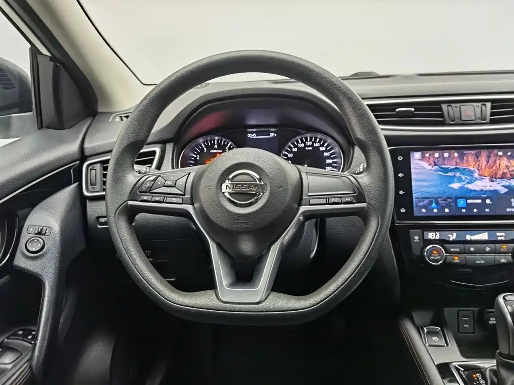 Nissan Qashqai 2022 — фото 11