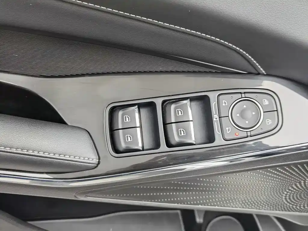 Haval H6 2021 — фото 9