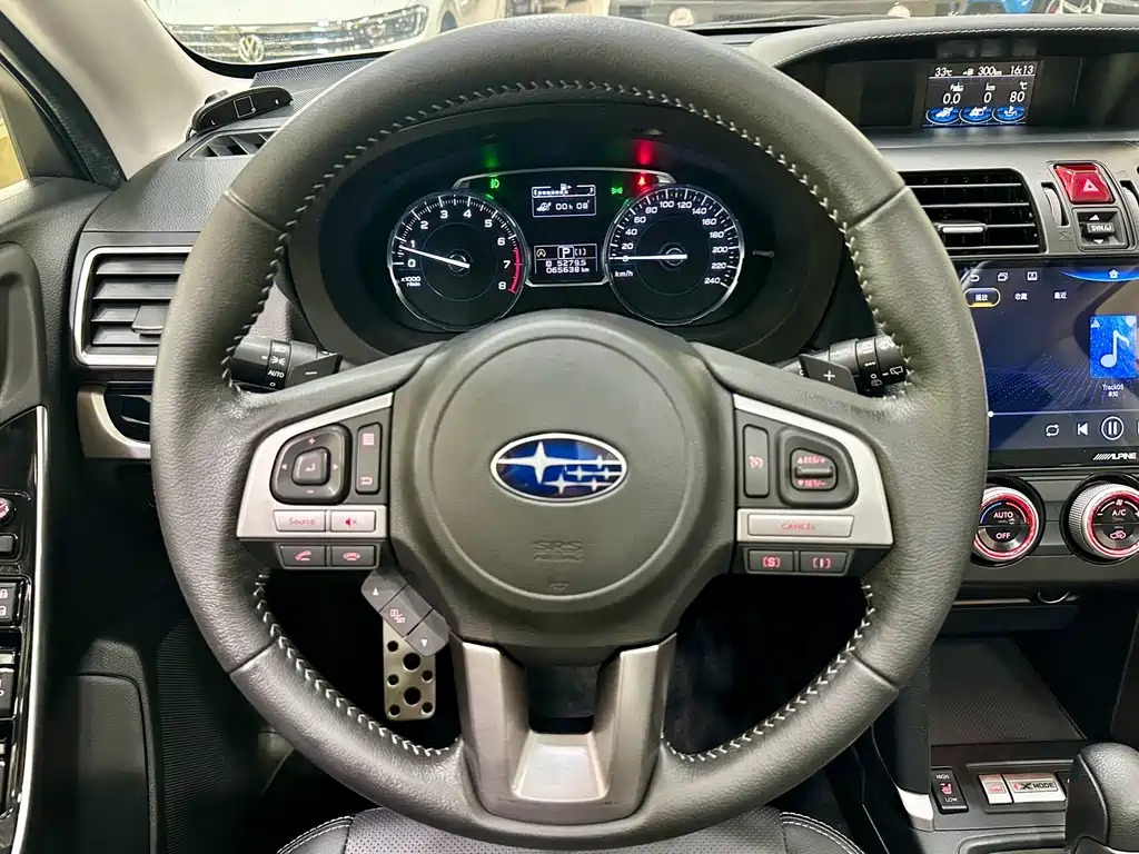 Subaru Forester 2018 — фото 13