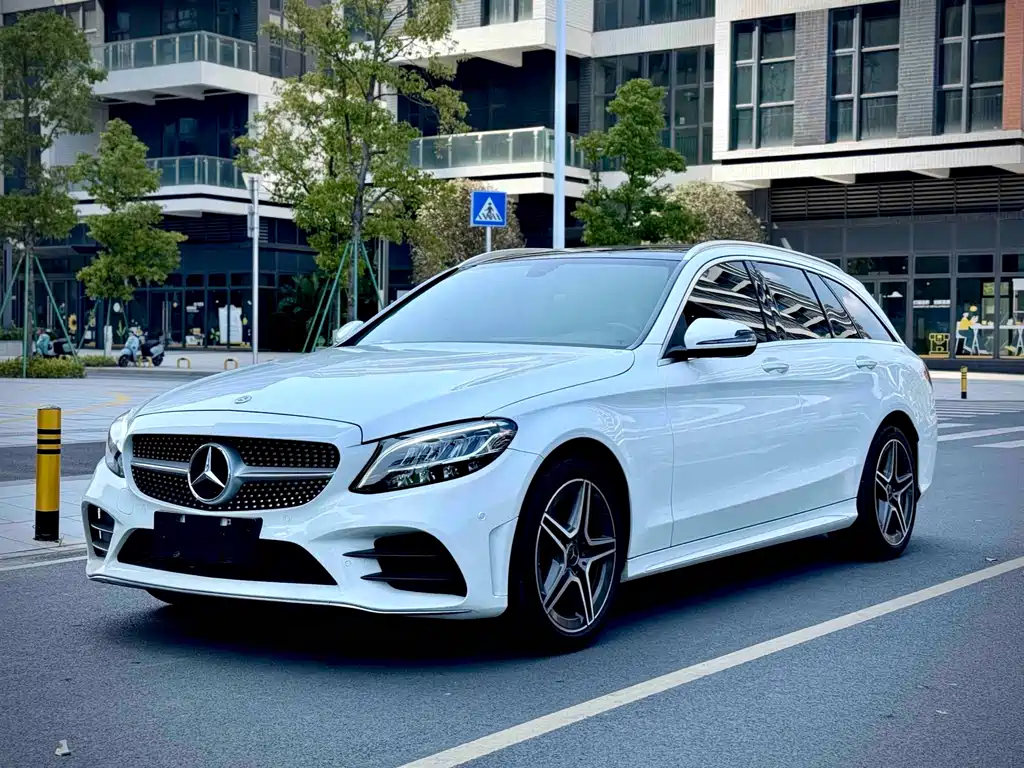 Mercedes-Benz C-Class 2021