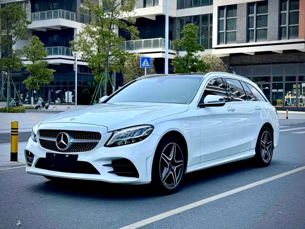 Mercedes-Benz C-Class 2021