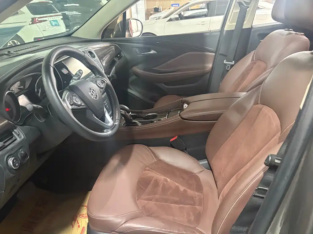 Buick Envision Plus 2017 — фото 8