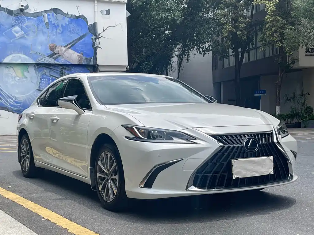 Lexus ES 2024 — фото 3