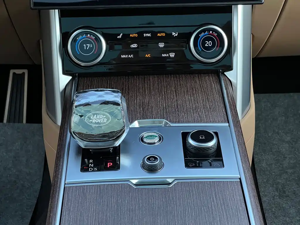 Land Rover Range Rover 2023 — фото 14