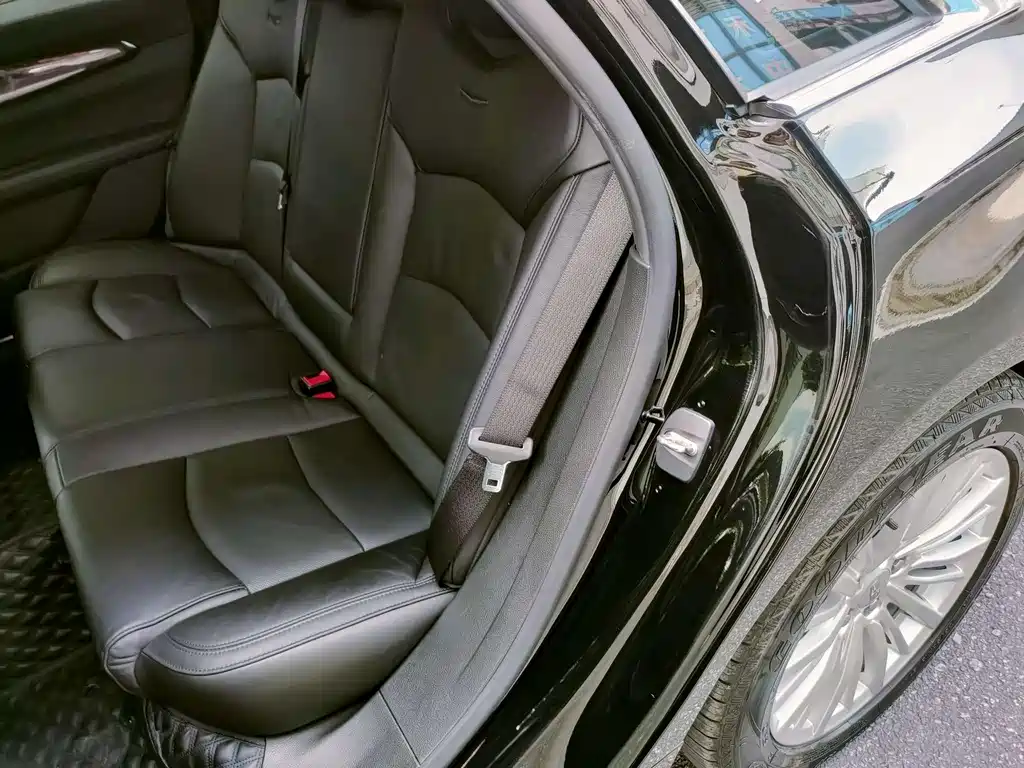 Cadillac CT6 2021 — фото 26