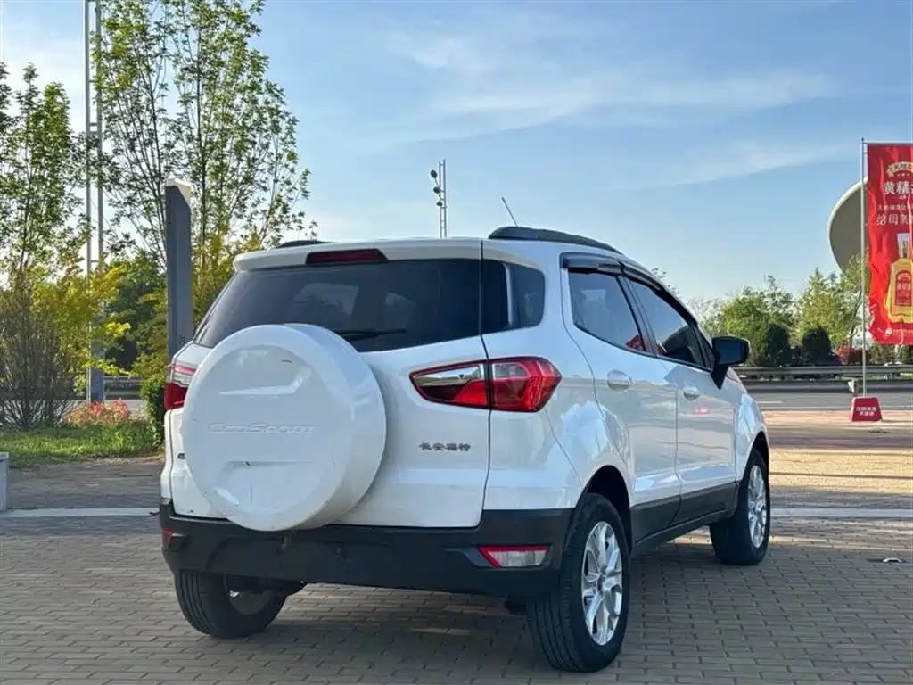 Ford Ecosport 2014 — фото 4