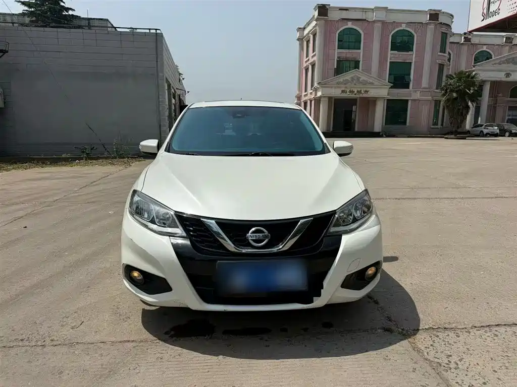 Nissan Tiida 2018 — фото 3