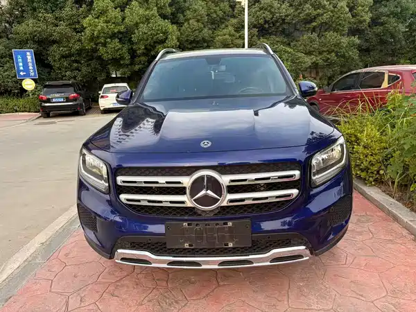 Mercedes-Benz GLB 2021