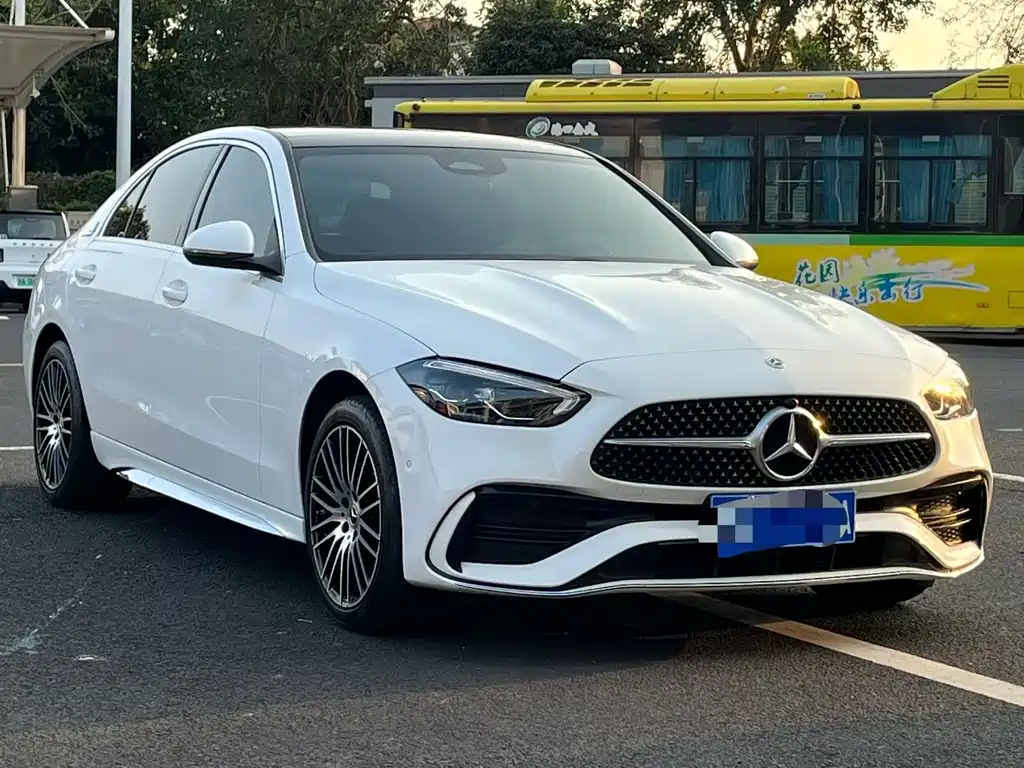 Mercedes-Benz C-Class 2022 — фото 3