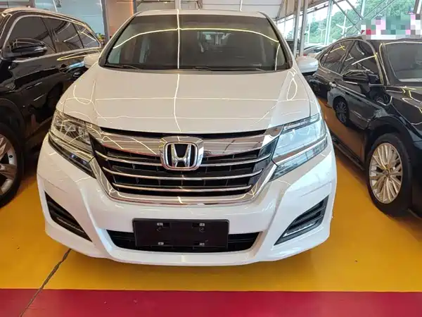 Honda Elysion 2016