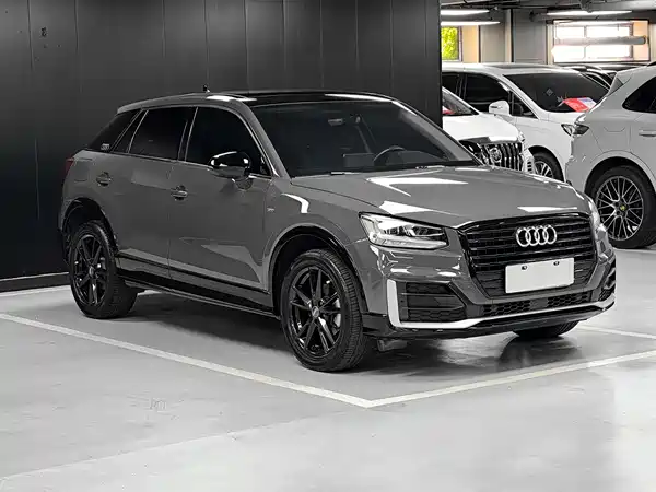 Audi Q2L 2021