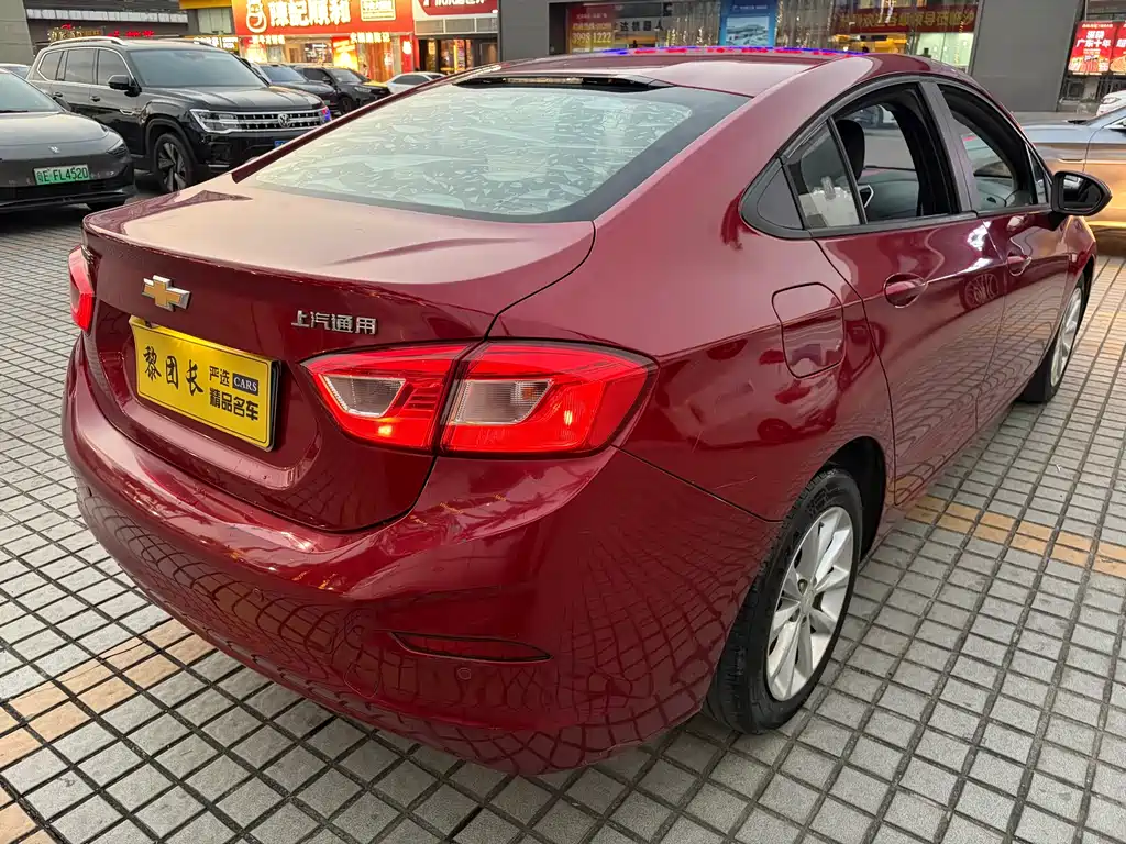 Chevrolet Cruze 2017 — фото 20