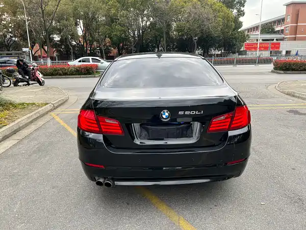 BMW 5 Series 2012