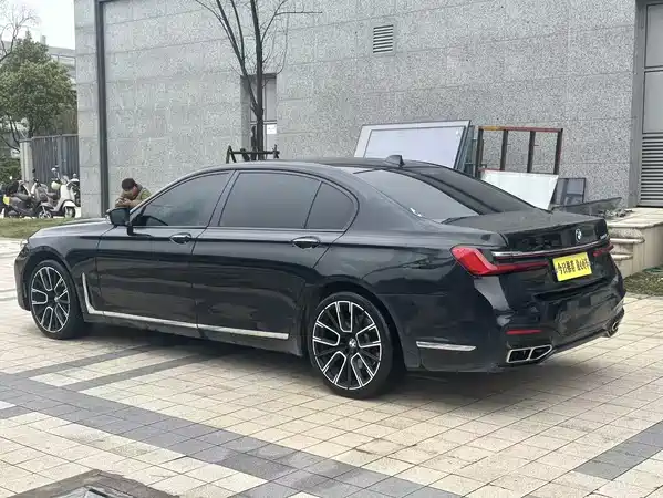 BMW 7 Series 2010