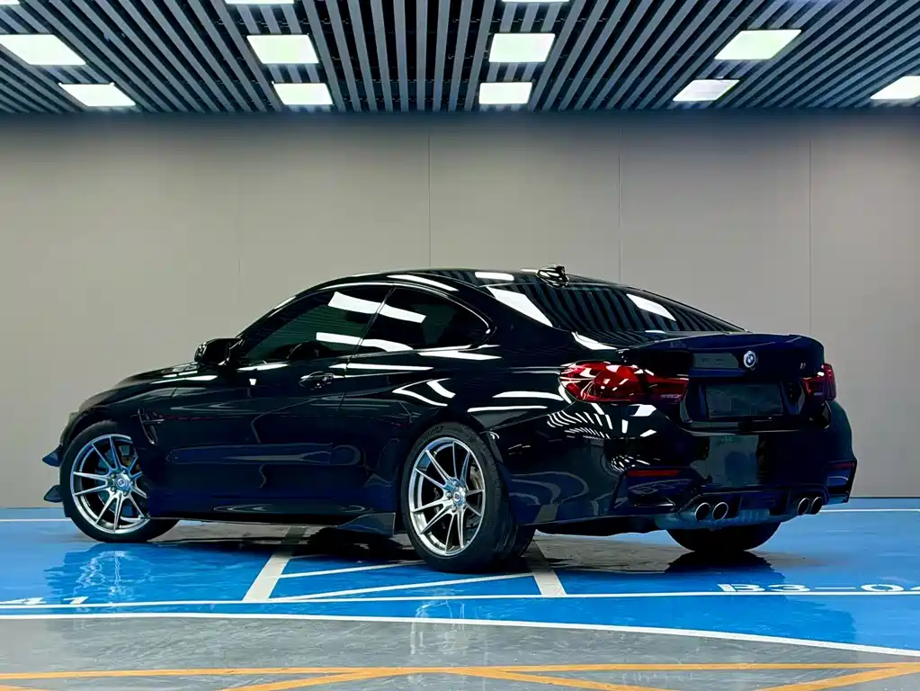 BMW M4 2017 — фото 5