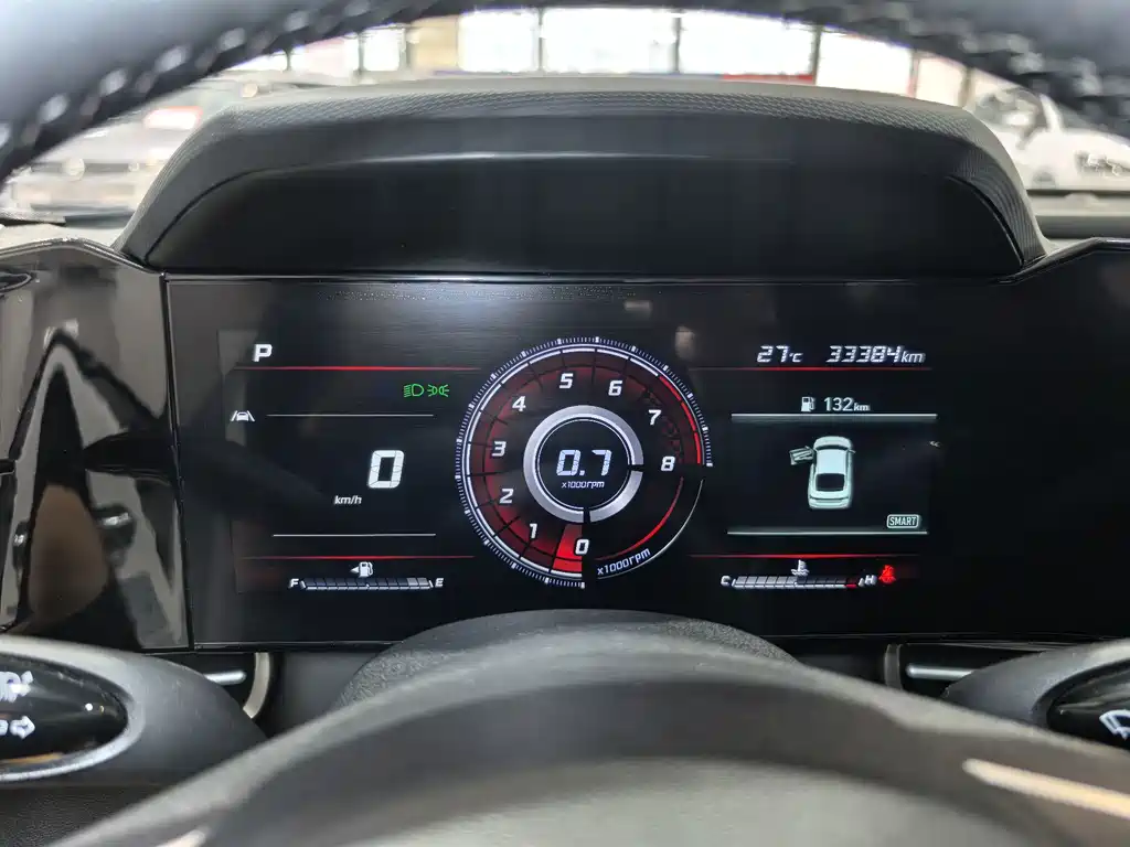 Hyundai Elantra 2023 — фото 14