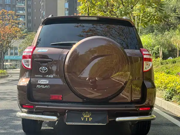 Toyota RAV4 2013