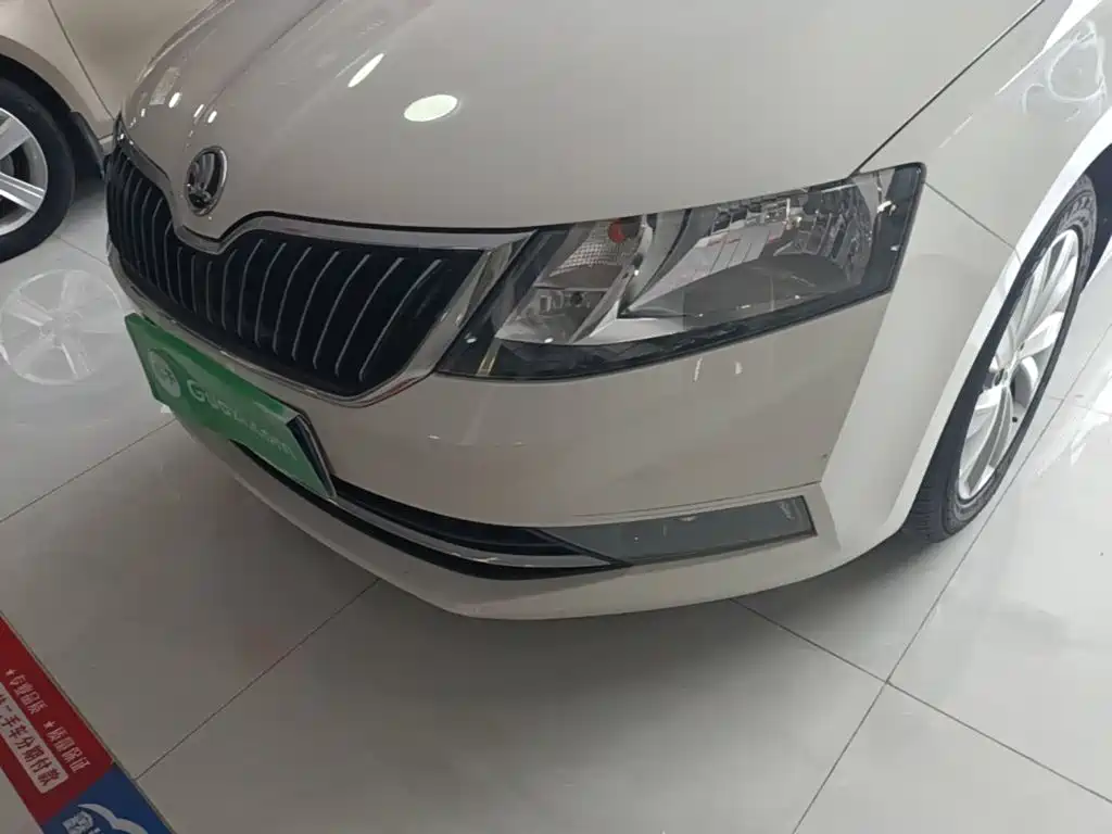 Skoda Rapid 2019 — фото 24