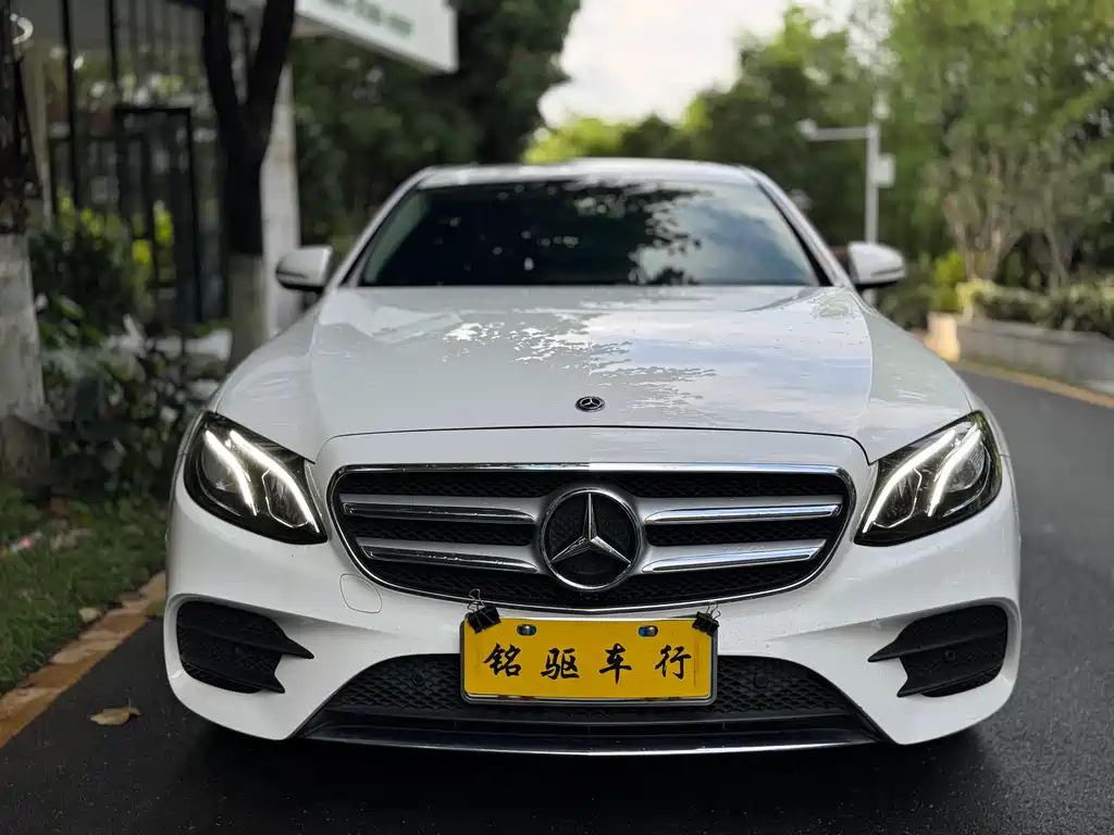 Mercedes-Benz E-Class 2017 — фото 2