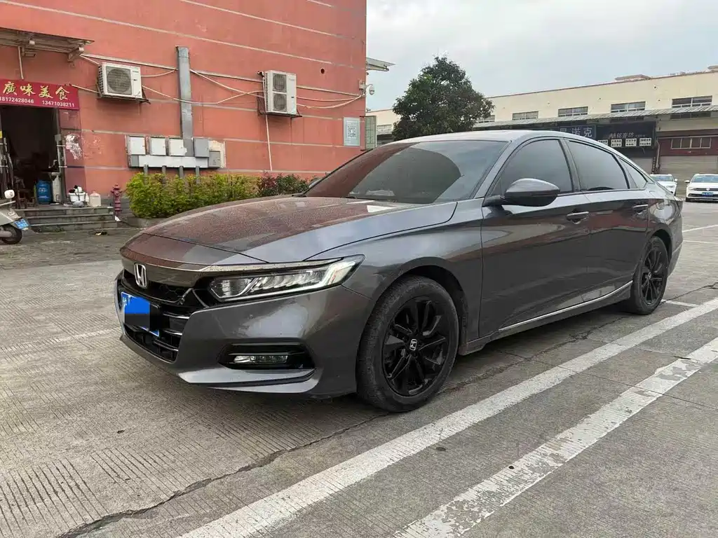 Honda Accord 2021 — фото 1