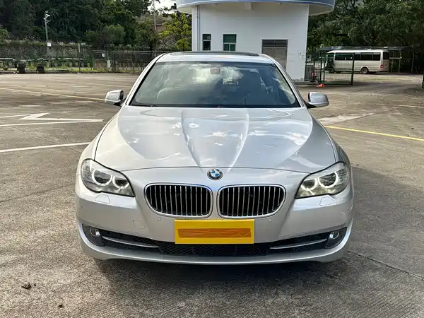 BMW 5 Series 2011