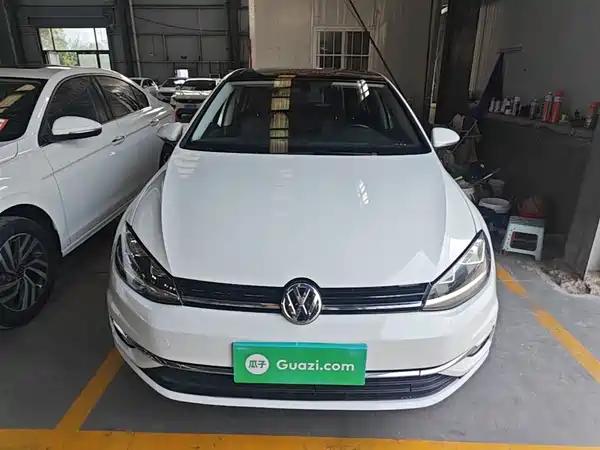Volkswagen Golf 2020