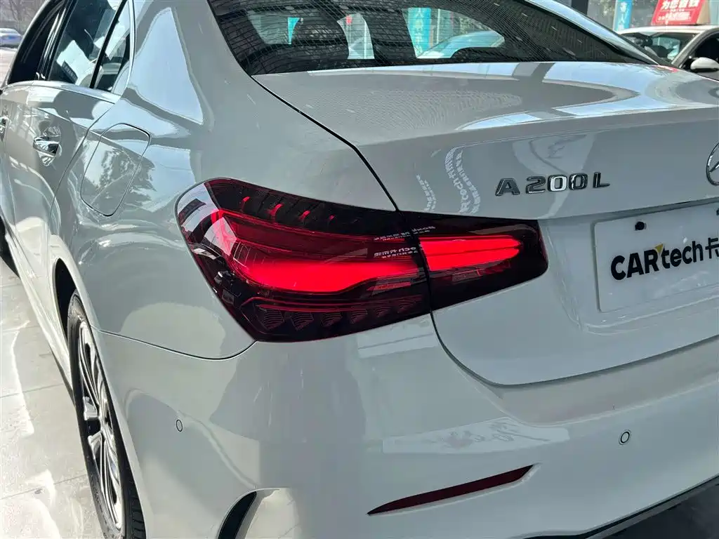 Mercedes-Benz A-Class 2023 — фото 14