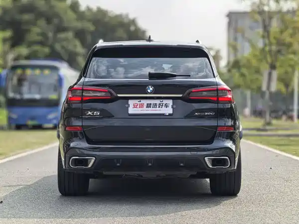 BMW X5 2022