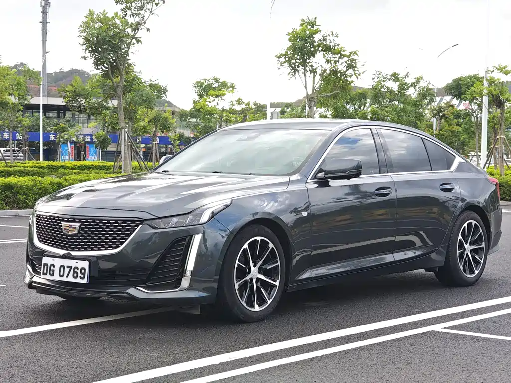 Cadillac CT5 2020 — фото 1