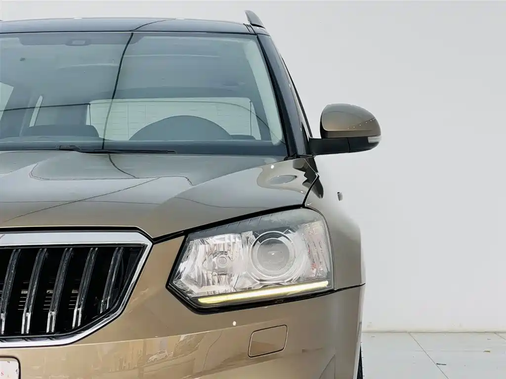 Skoda Yeti 2014 — фото 12