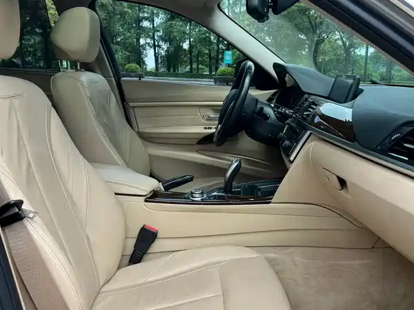BMW 3 Series 2013