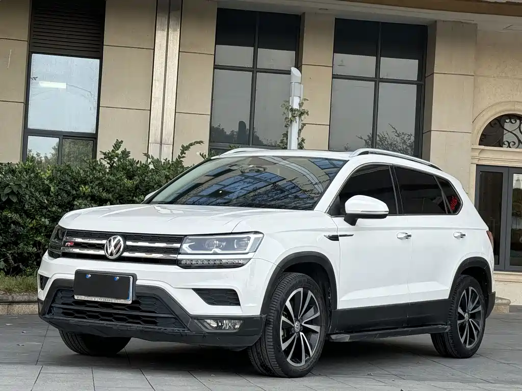 Volkswagen Tharu 2019 — фото 1
