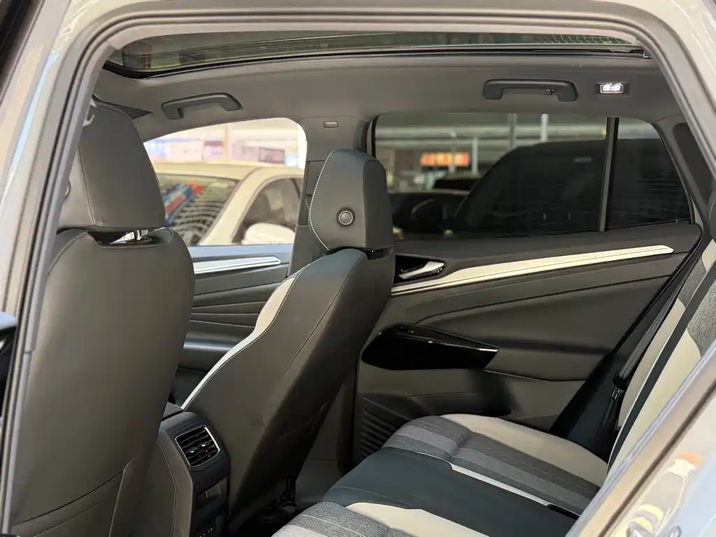 Volkswagen ID 4 CROZZ 2024