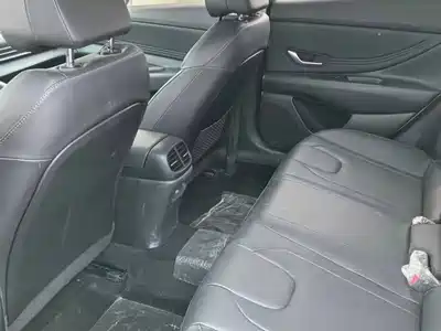 Hyundai Elantra 2023