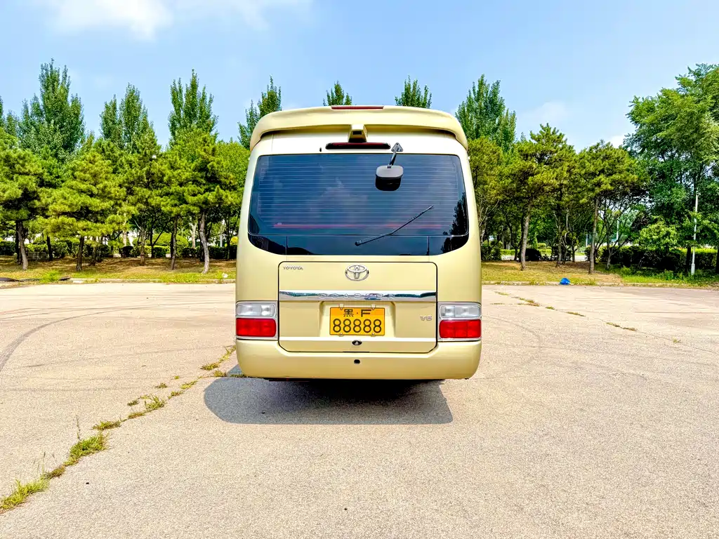 Toyota Coaster 2018 — фото 8