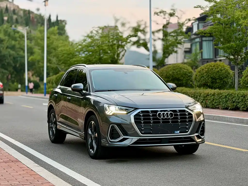Audi Q3 2022 — фото 3