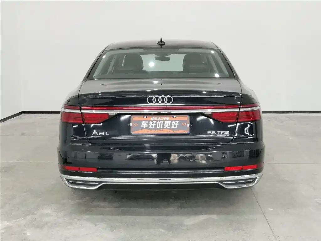 Audi A8 2018 — фото 4