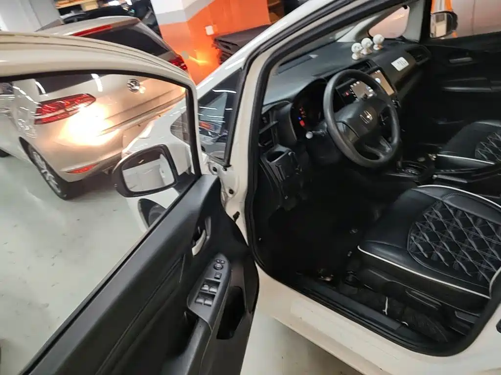Honda Fit 2018 — фото 16