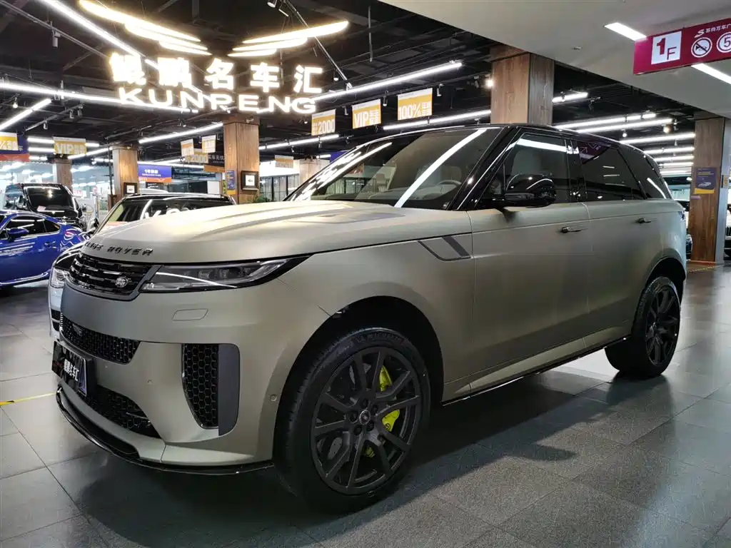 Land Rover Sport 2024 — фото 1