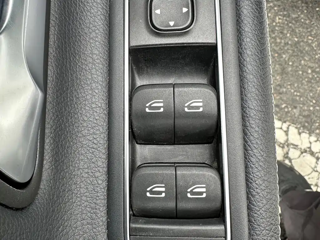 Mercedes-Benz A-Class 2022 — фото 10