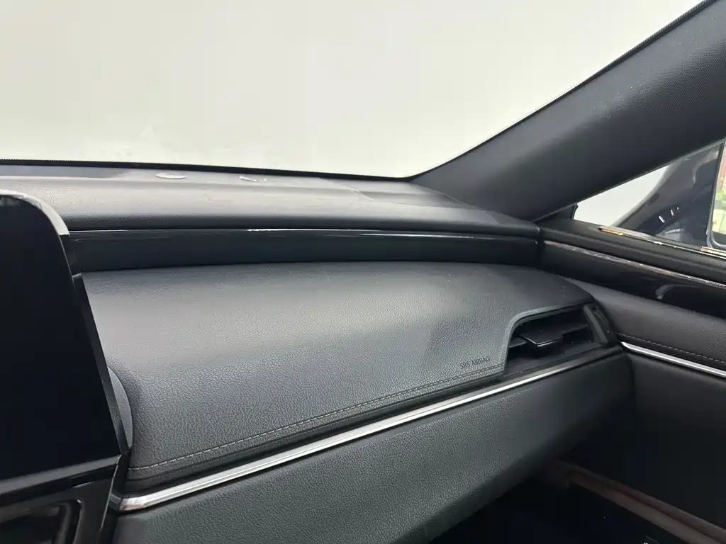 Lexus ES 2023 — фото 14
