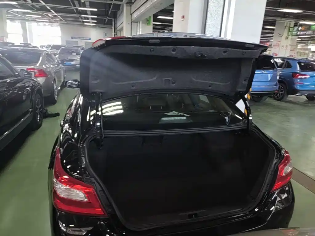 Nissan Teana 2017 — фото 19