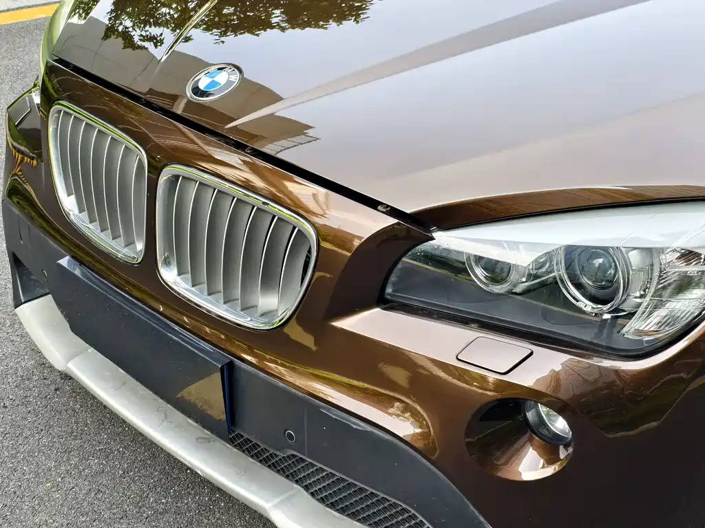 BMW X1 2012 — фото 7