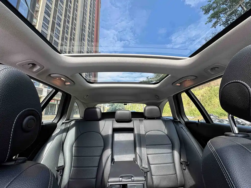 Mercedes-Benz C-Class 2021 — фото 20